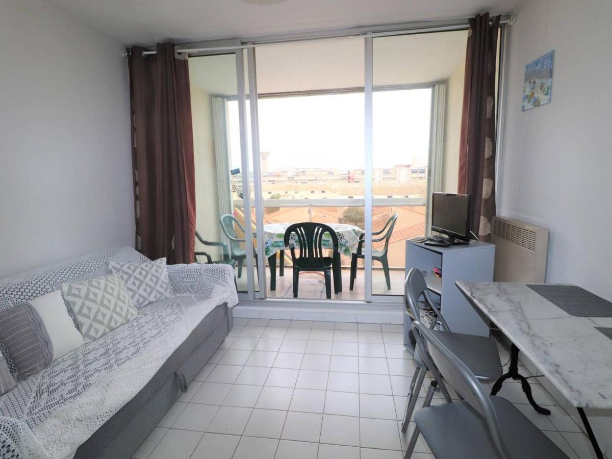 Appartement Le Grau-du-roi, 1 Pièce, 4 Personnes - Fr-1-307-156 *